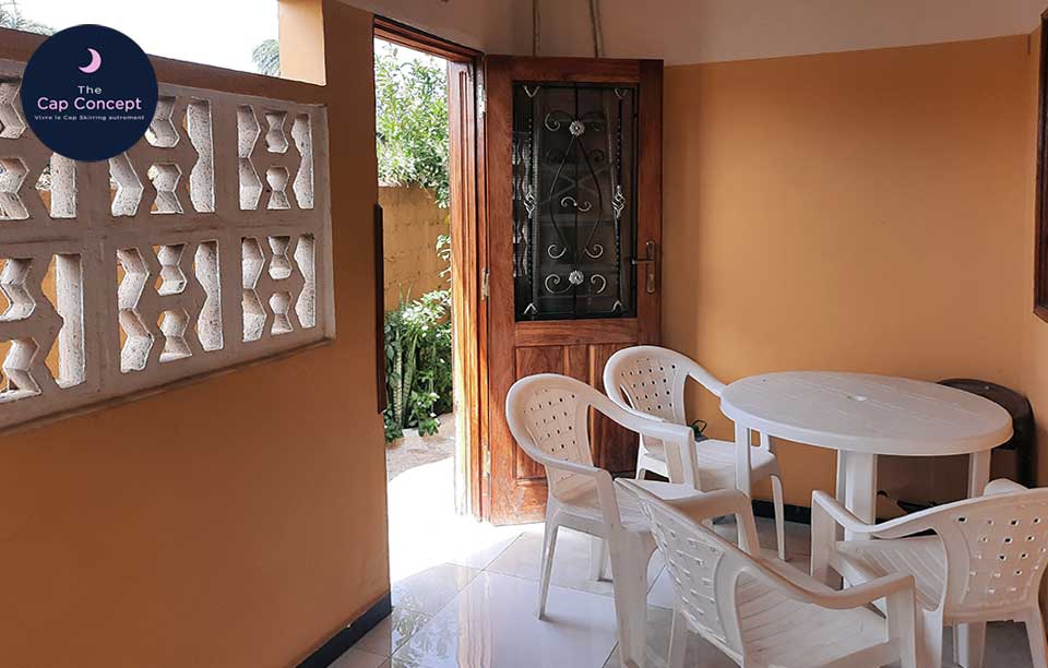 Belle maison à louer Cap Skirring Baie de Boucotte location villa avec piscine et accès rapide à la plage idéal pour les vacances en Casamance